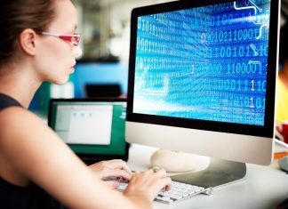 Technik informatyk – zarobki jakie możesz osiągnąć w IT