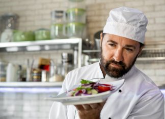 Kurs kucharza dla osób bez doświadczenia – czy to dobry pomysł